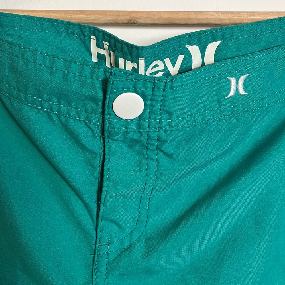 Hurley Women’s Teal Green Board Shorts - Picture 3 of 8